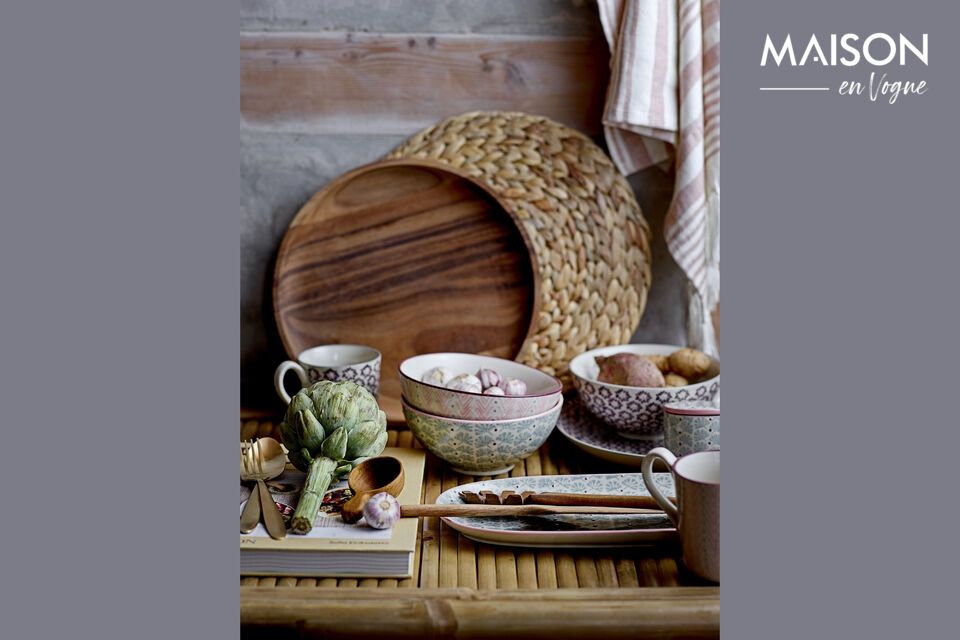 Discover the charm and quality of Bloomingville\'s Maya stoneware bowls