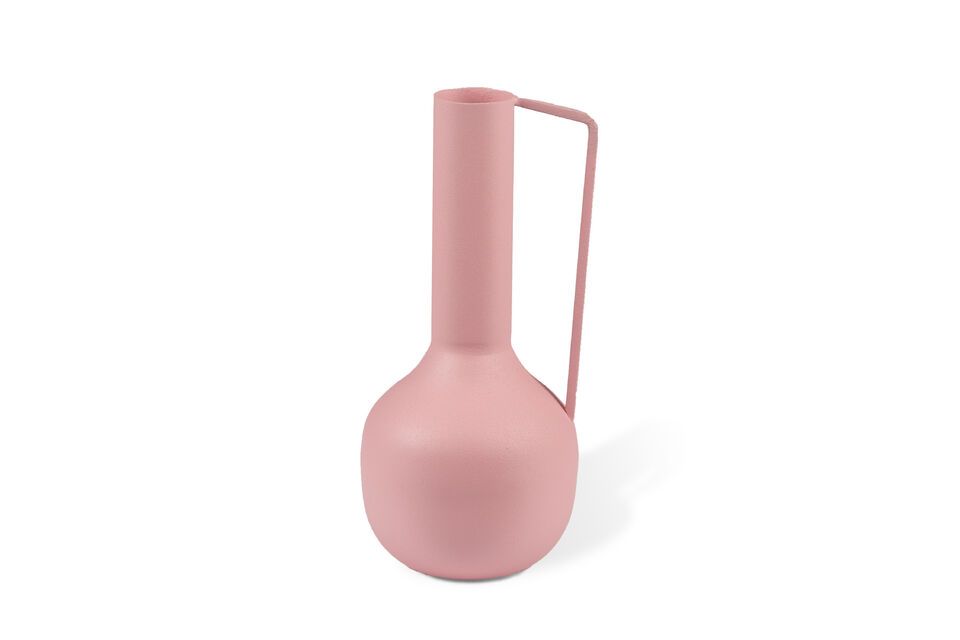 The sleek design of Roman vases blends harmoniously into any décor, from ultra-modern to classic