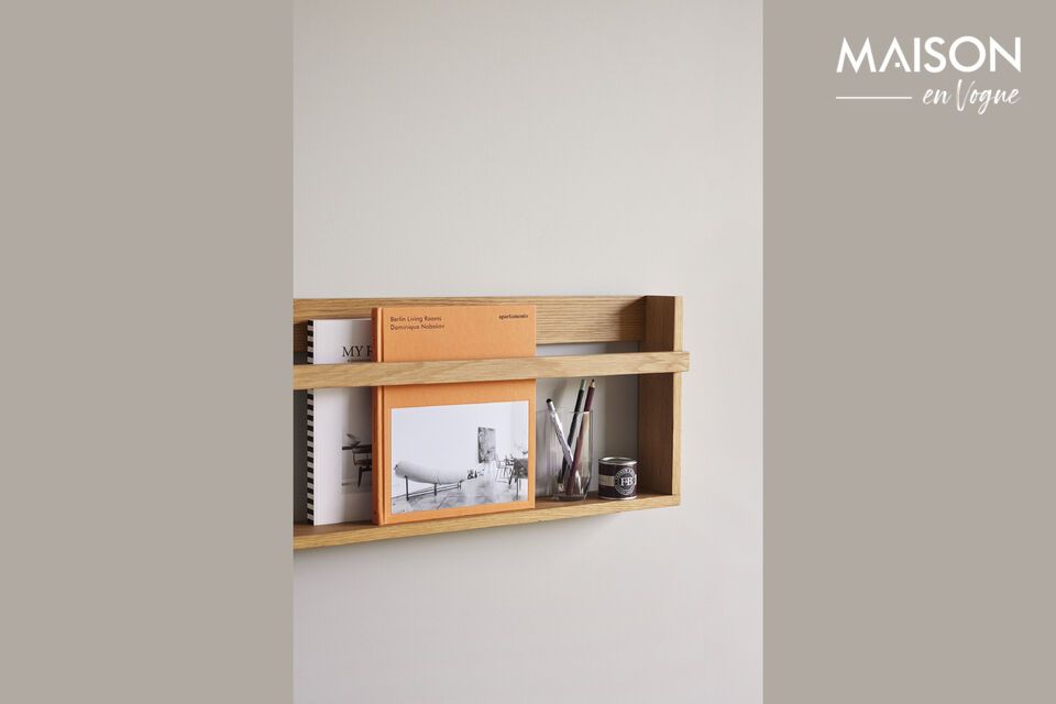 Add a touch of sophistication to your decor with the Display small wall shelf in light oak