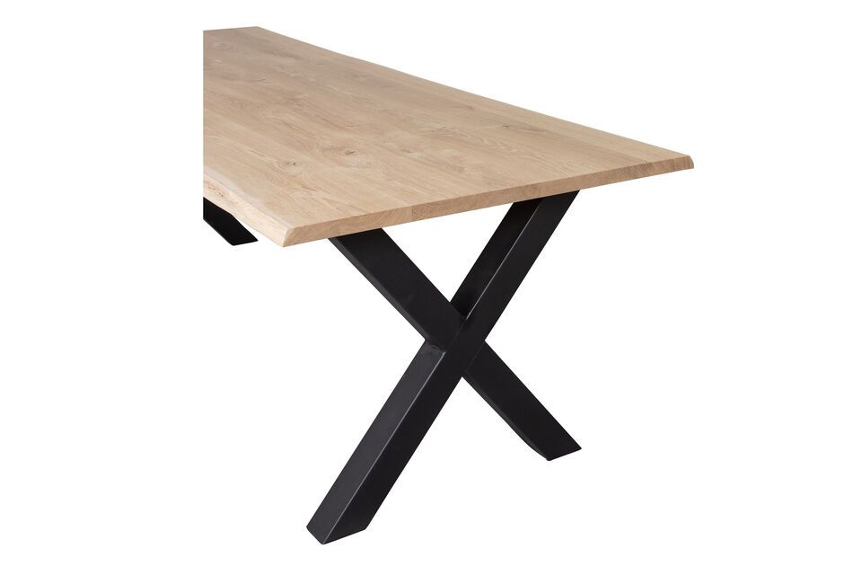 Treat yourself to a unique dining experience with the Tablo table in solid untreated oak from WOOD