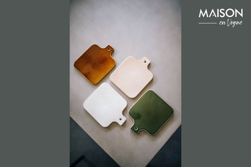 Opt for a modern yet natural design with the Spiro plate and transform every meal into an aesthetic