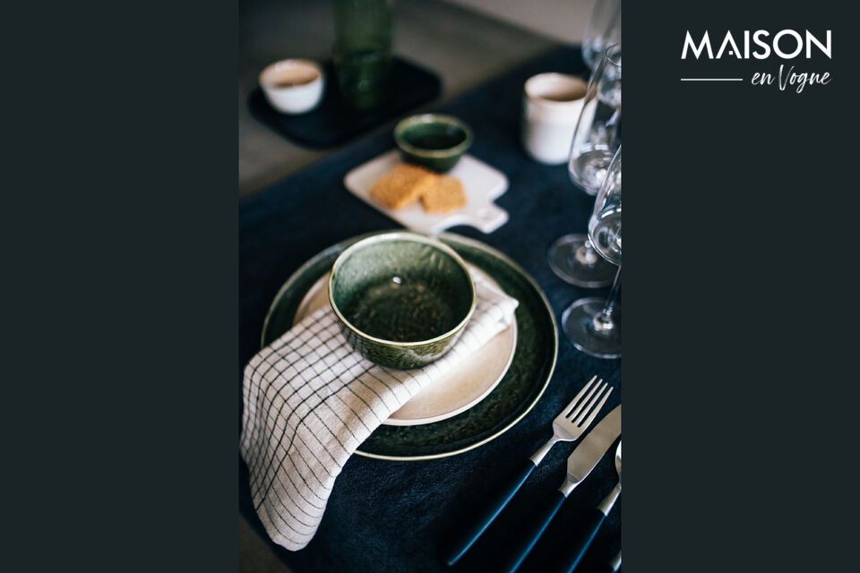 Sober and elegant cereal bowl in dark green stoneware.