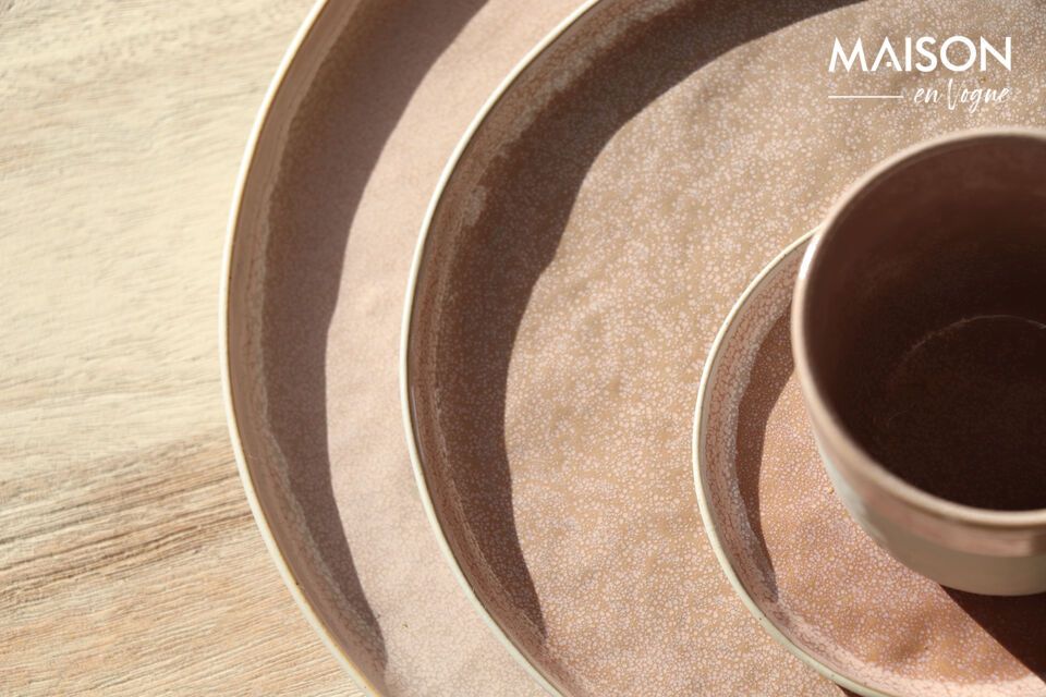 Set an elegant table with the Spiro pink stoneware plate.