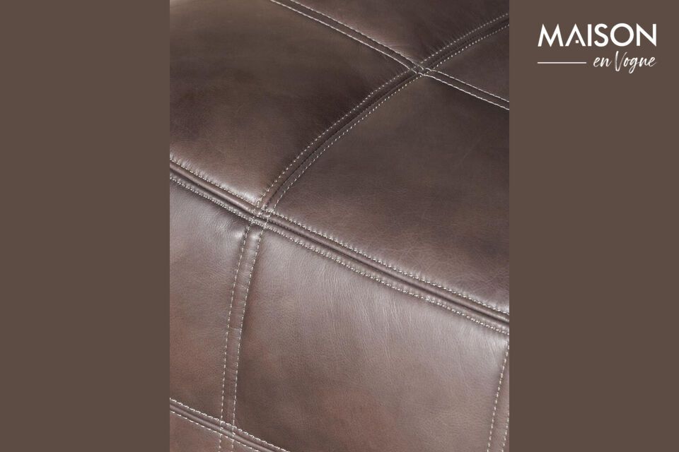 Made from full-grain leather, this armchair is synonymous with durability and quality