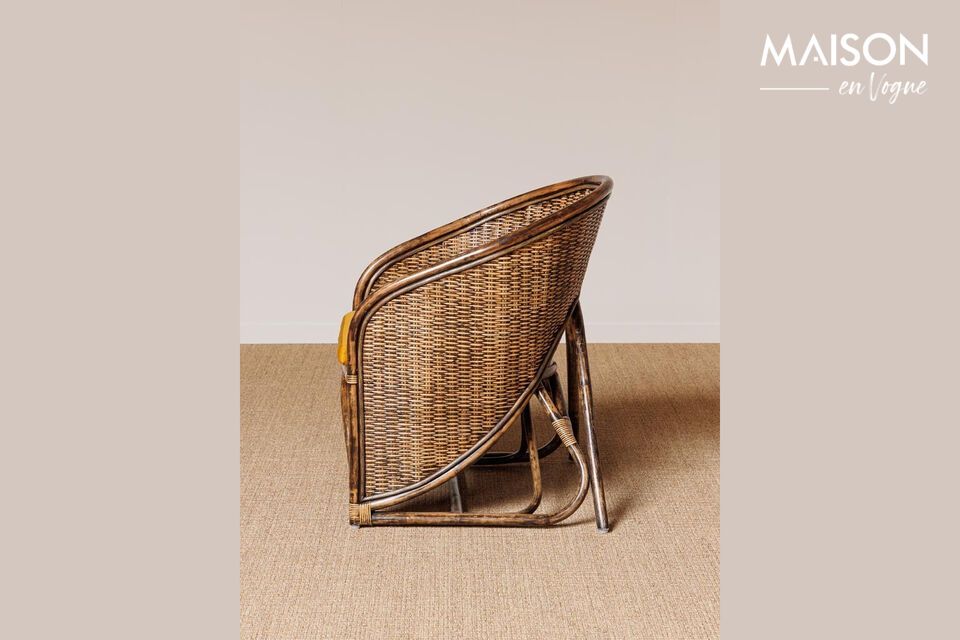 Discover timeless comfort with our brown rattan armchair