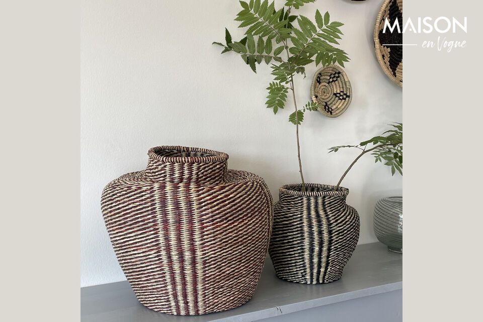 Vilo herb basket: lightness and natural elegance.