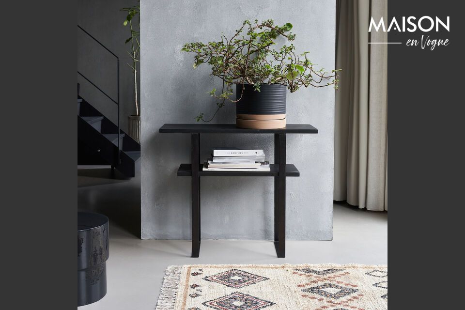 Elegant black mango, perfect for any modern space.