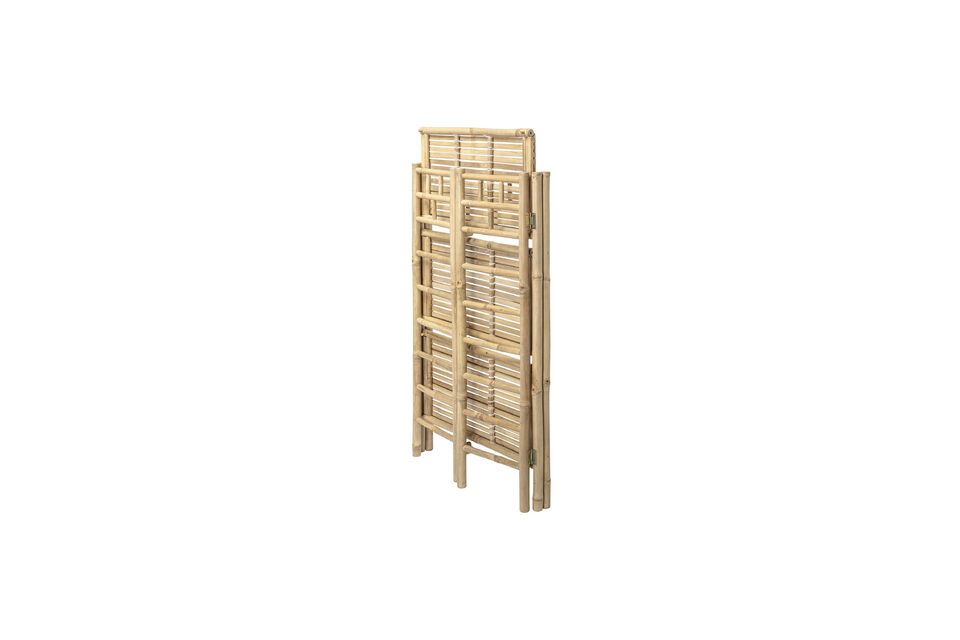 Perfect for storing books, toys or decorative objects, it combines beauty and utility